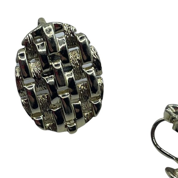 VINTAGE Coro Jewelry Screw Back Earrings Clip On Gold Tone Waffle - Picture 2 of 5